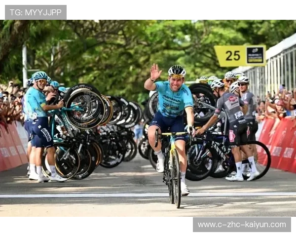 环法新加坡绕圈赛：雨中开骑，意大利冲刺王首战即夺冠